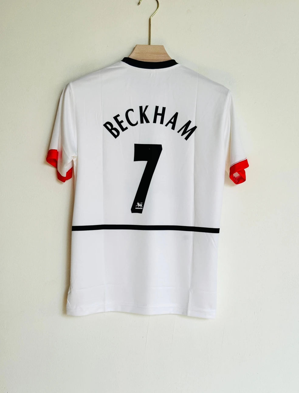 MANCHESTER UNITED 2002-03 AWAY KIT BECKHAM EMBROIDERY