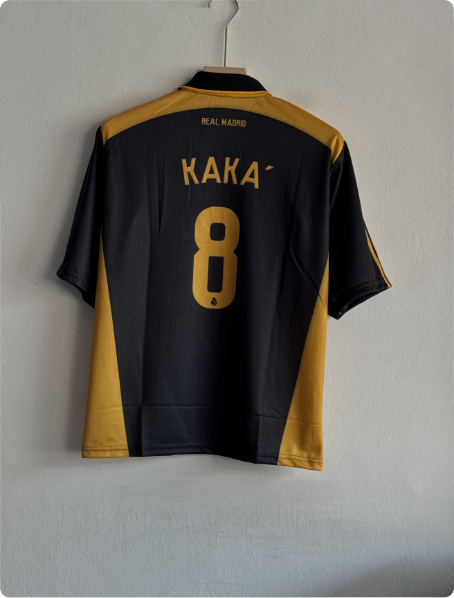 REAL MADRID B&G SPECIAL KIT KAKA FIVESLEEVE POLO EMBROIDERY WITH ZIP