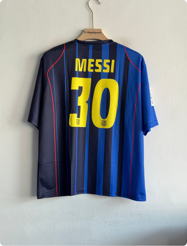 BARCELONA 2004-05 AWAY KIT MESSI FIVESLEEVE EMBROIDERY