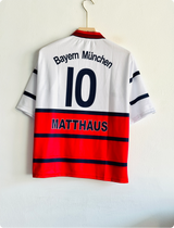 BAYERN 1998-99 AWAY KIT MATTHAUS FIVESLEEVE POLO