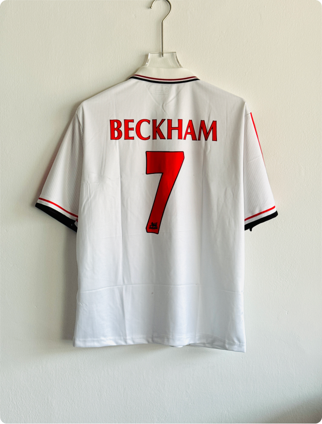 MANCHESTER UNITED 1998-99 THIRD KIT BECKHAM FIVESLEEVE POLO EMBROIDERY WITH ZIP