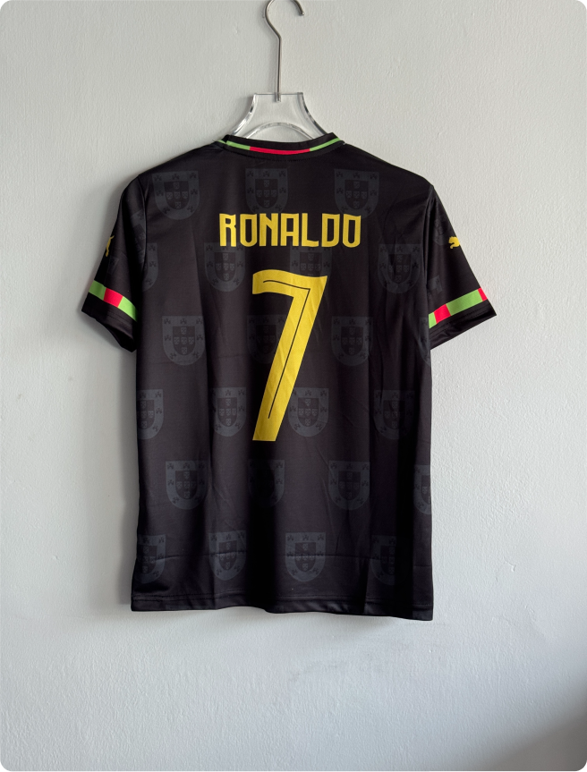 PORTUGAL 2025 BLACK SPECIAL EDITION KIT RONALDO