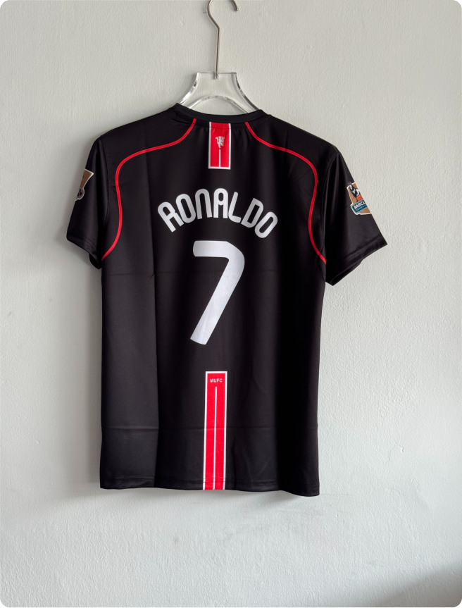 UNITED 2007-08 AWAY KIT RONALDO
