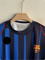 BARCELONA 2004-05 AWAY KIT MESSI FIVESLEEVE EMBROIDERY