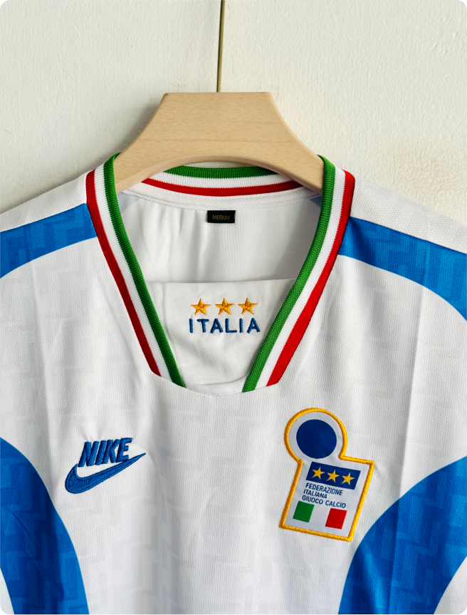 ITALY 1996-97 TRAINING KIT MALDINI FIVESLEEVE EMBROIDERY PREMIUM