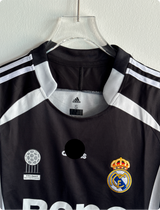 REAL MADRID 2006 AWAY KIT WITH SHORTS IMPORTED