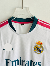 REAL MADRID 26-27 HOME KIT EMBROIDERY PREMIUM