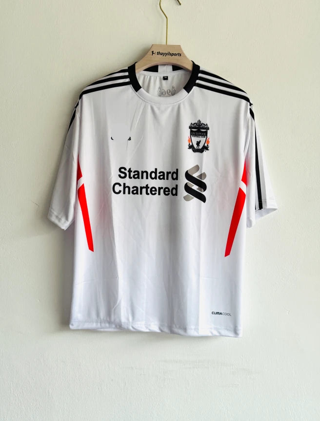 LIVERPOOL 2011-12 AWAY KIT TORRES FIVESLEEVE