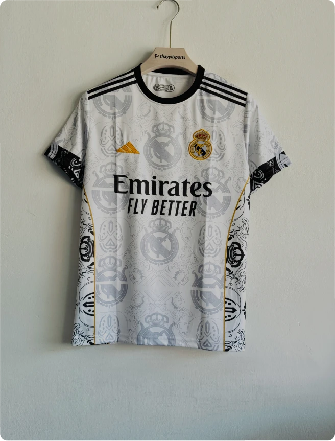 REAL MADRID WHITE AND GOLD SPECIAL EDITION KIT EMBROIDERY