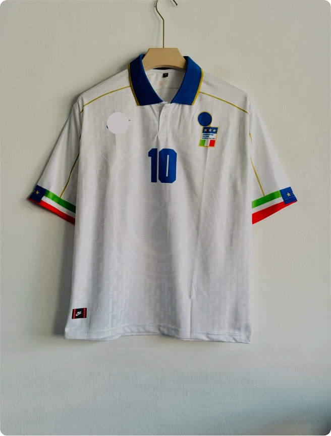 ITALY 1995 AWAY KIT BAGGIO FIVESLEEVE POLO