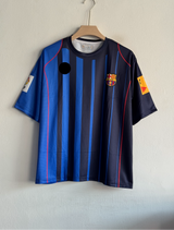 BARCELONA 2004-05 AWAY KIT MESSI FIVESLEEVE EMBROIDERY