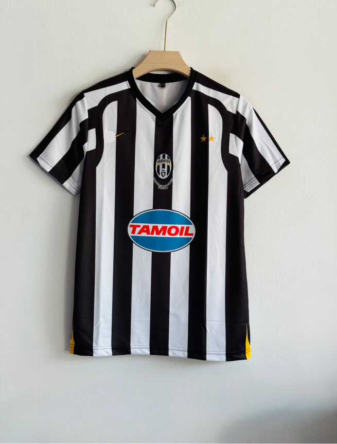 JUVENTUS 2005-06 HOME KIT EMBROIDERY PREMIUM