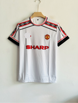 MANCHESTER UNITED 1998 WHITE KIT BECKHAM EMBROIDERY