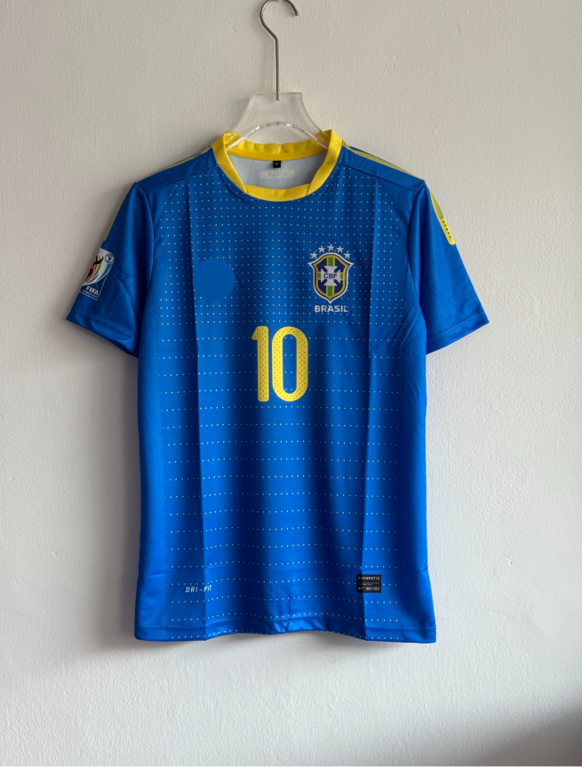 BRAZIL 2010-11 AWAY KIT KAKA EMBROIDERY PREMIUM