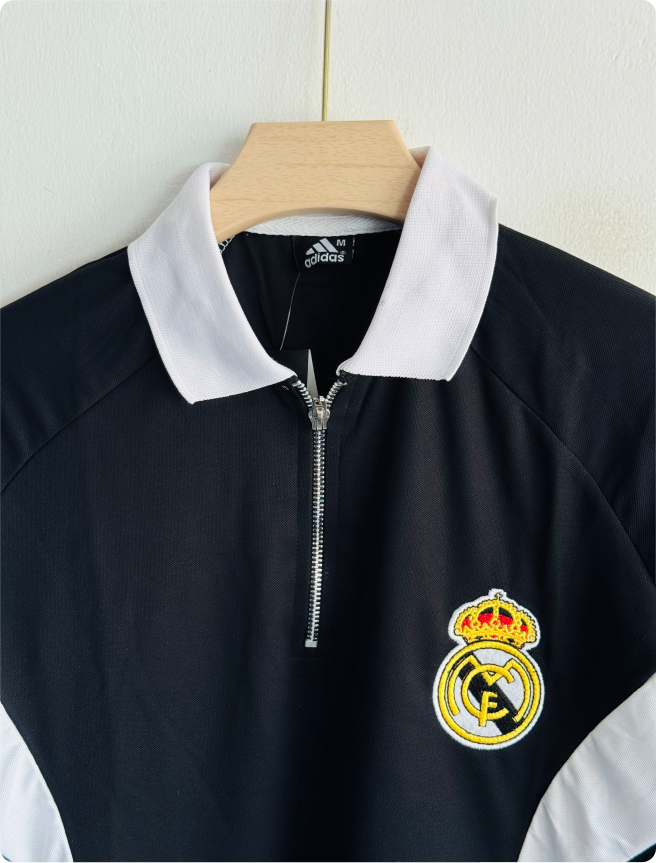 TSHIRT REAL MADRID BLACK & GREEN FIVESLEEVE POLO WITH ZIP