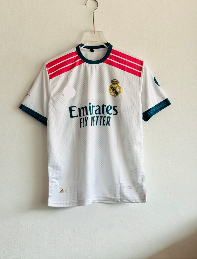 REAL MADRID 26-27 HOME KIT BELINGHAM