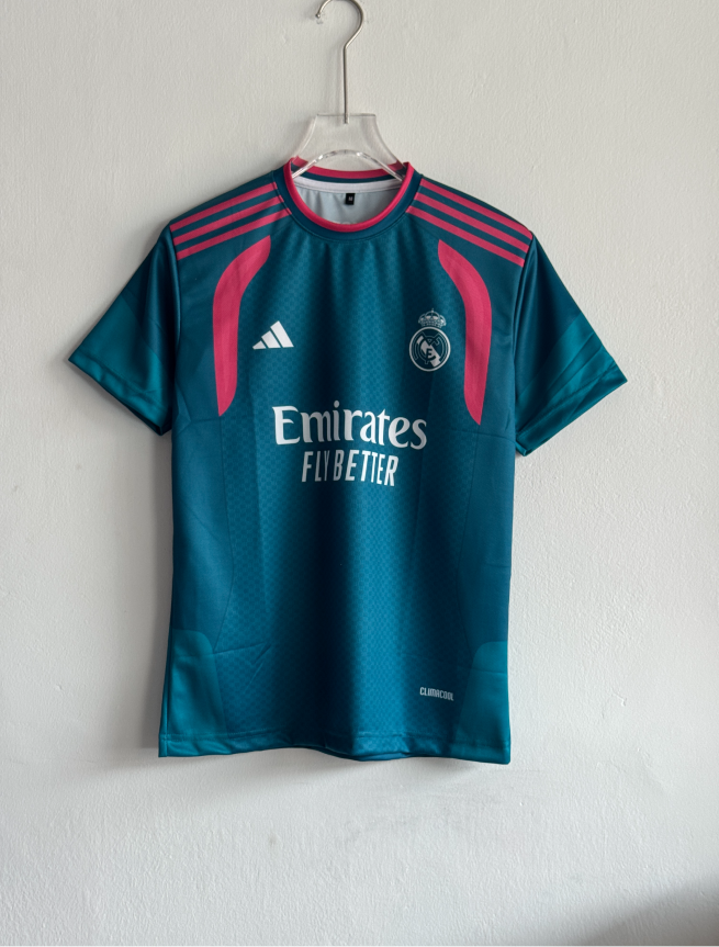 REAL MADRID 26-27 TIRO TRAINING KIT