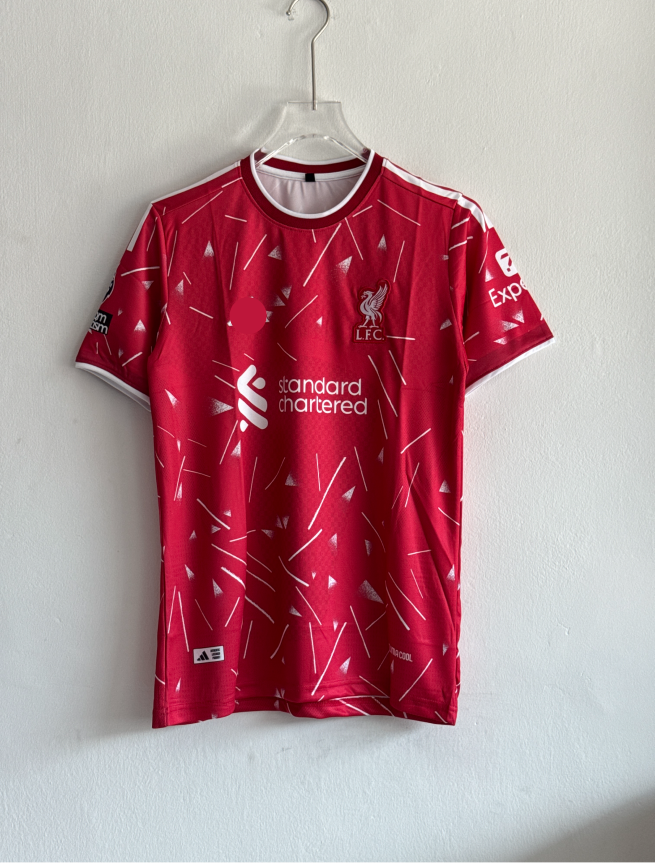 LIVERPOOL 26-27 HOME KIT SZOBOZLAI EMBROIDERY PREMIUM