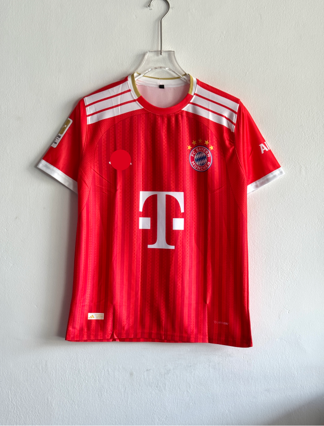 BAYERN MUNICH 26-27 HOME KIT KANE